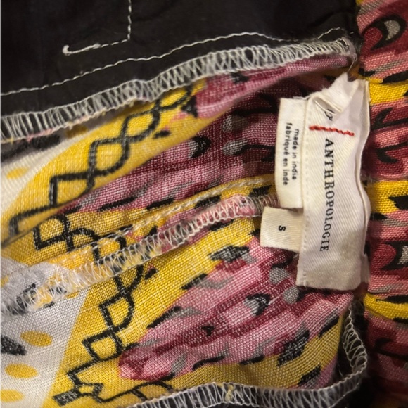 Anthropologie batik print linen shorts - Picture 3 of 4